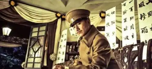 张学良拥有30万东北军,为何被软禁54年,没有一个人来救