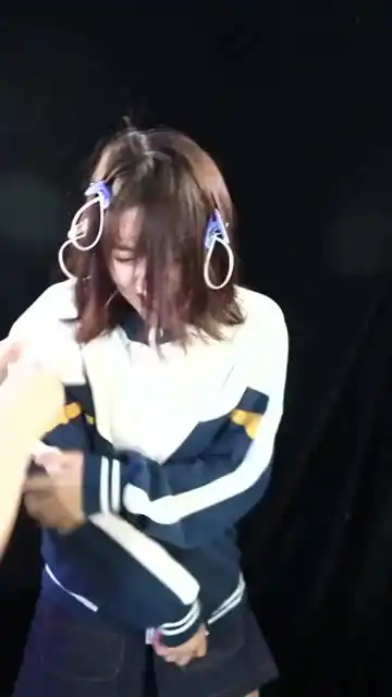 悲伤逆流成河易遥,面对恶作剧奋起反击,逆袭之后变得好美