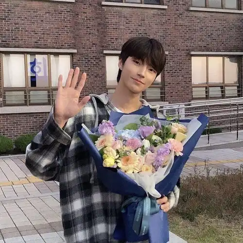 车银优再次出演漫改甜剧女神降临
