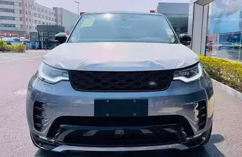 21款路虎发现实车到店了,硕大的体型,网友越野味十足