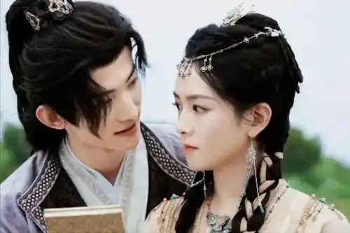 从一念关山到柳舟记,他都是先婚后爱,还都有多条感情线
