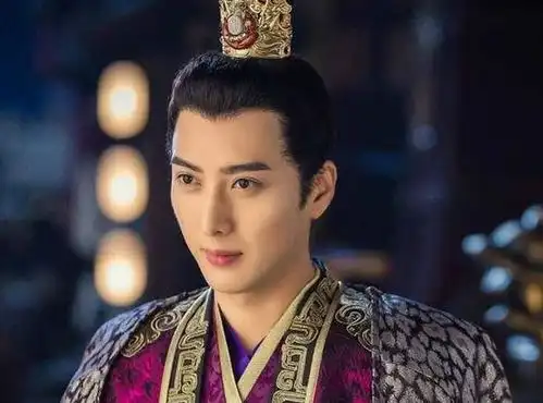 他17岁登基,李世民还得管他叫舅舅,若非早逝必能一统天下