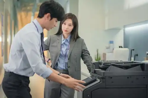 泪之女王幕后彩蛋金智媛原本很怕海仁,删减吻戏更高甜,朴成焄认对金秀贤心动