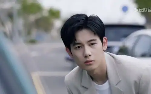 剧版飞驰人生开播,看完5集,我想说胡先煦这回必定大火