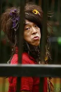 假装情侣发新剧照黄渤追婚江一燕