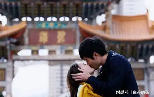 在演戏时假戏真做,动了真感情的明星有哪些
