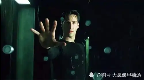 黑客帝国4曝光预告片,有18万个版本网友净整虚头巴脑的