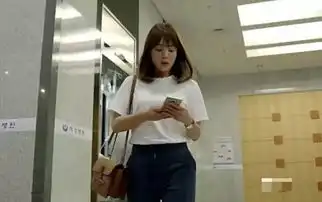 看看太阳的后裔里,宋慧乔都背了哪些包
