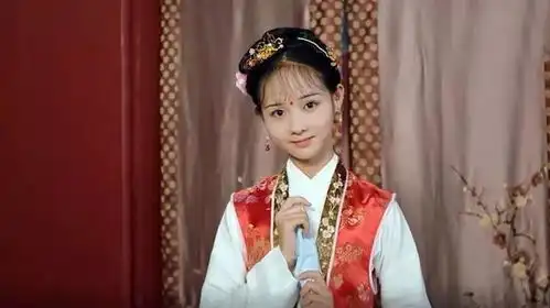 新版红楼梦悄然开播,宝玉呆萌,黛玉欠佳,香菱太美酷似佟丽娅