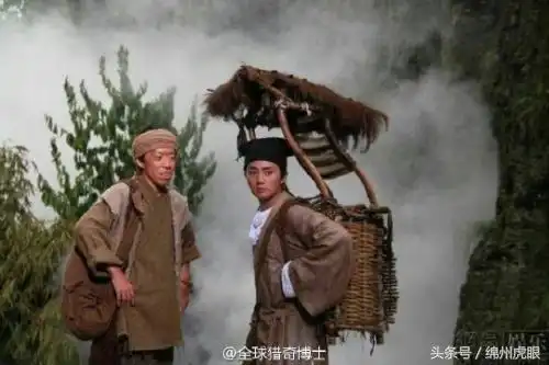 白头翁骑海马降香伏神,对出下联者高中状元迎佳偶