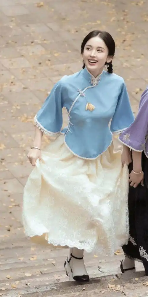 古力娜扎新剧十二谭民国造型惊艳,颜值吊打迪力热巴