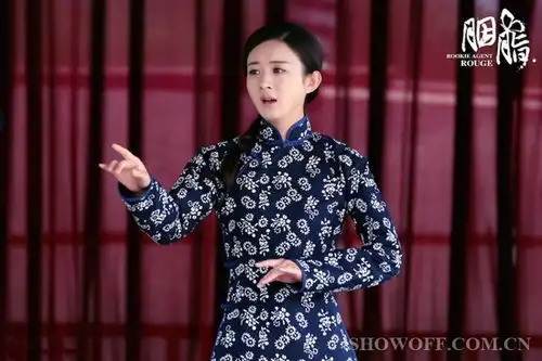 胭脂曝剧照小骨赵丽颖化身天才特工
