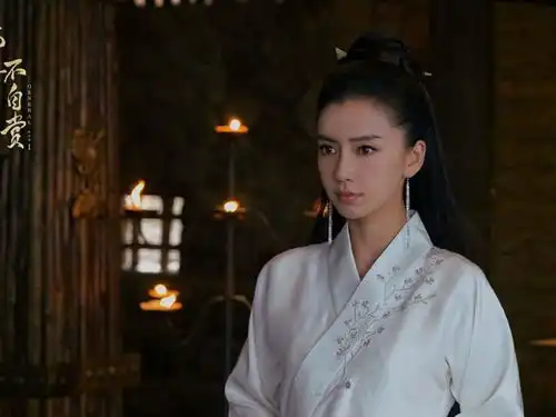 离开黄晓明的杨颖真的凉了吗带资进组,却惨遭吴京拒绝
