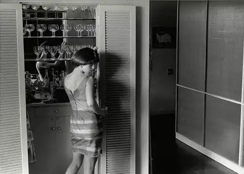 一张自拍照卖出近400万美元的女摄影师
