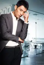 组图电视剧版杜拉拉升职记定妆照
