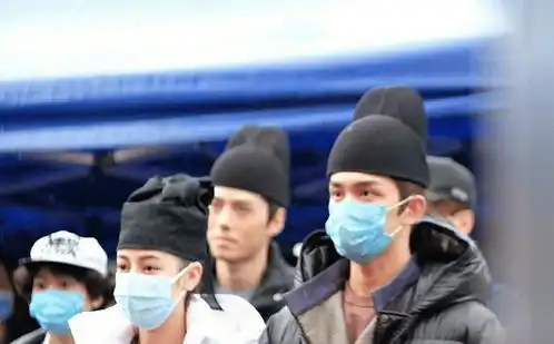 长歌行路透照曝光,热巴身穿盔甲英气十足,站在队伍中太抢镜