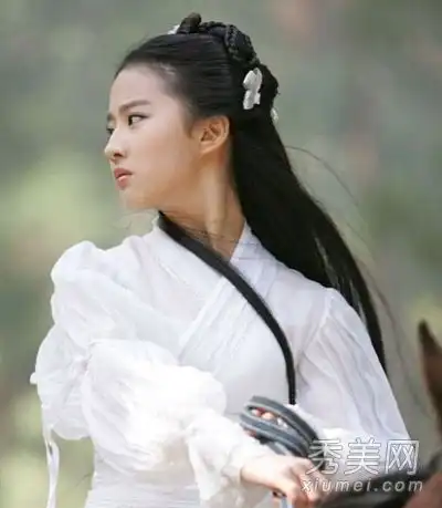 陈妍希刘亦菲李若彤各版小龙女古装发型谁最仙
