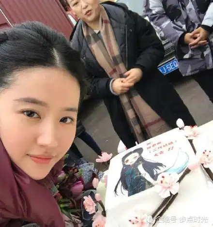 网曝刘亦菲取关南烟斋笔录,疑似被剧组套路了