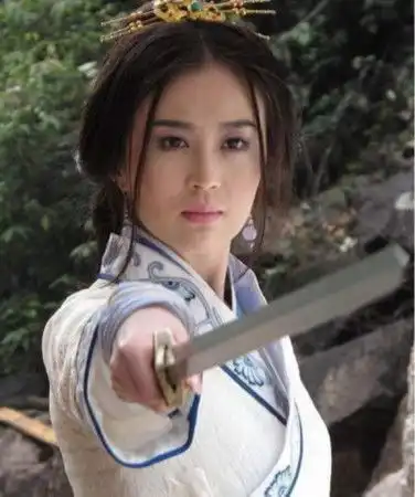 长的太着急细数娱乐圈里的大妈脸和大叔脸