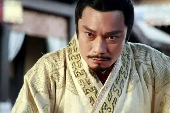 完胜白起,王翦凭啥统倾国之兵而主不疑,只因洞悉君主致命弱点
