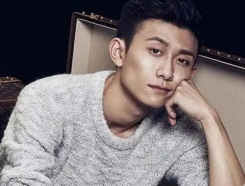 小兵张嘎红遍全国,本以为嘎子会火,没想到长大后他是最红的
