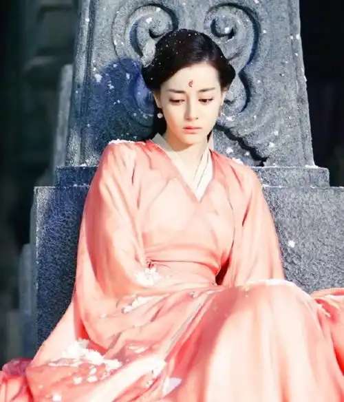 张哲瀚和龚俊粉丝请注意,现代剧是香饽饽,别执念仙侠剧了