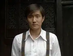 镜海风云拍摄正酣叶静剧照彰显民国气质