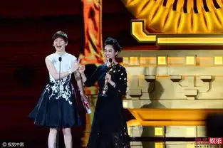 朱茵穿露肩装晒美照我相信相由心生