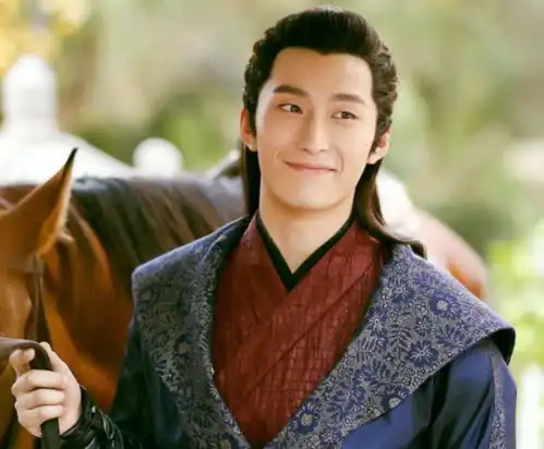 楚乔传最魔性的笑容,第1个堪称恐怖,而经典的却还是他