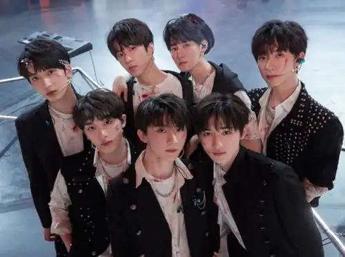 时代少年团马嘉祺高考失利,花30万补课,依旧没过分数线
