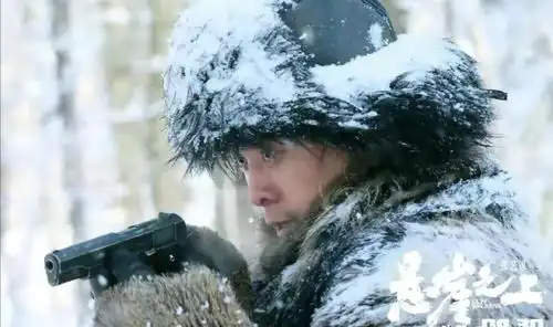 张艺谋导演的首部谍战片悬崖之上豆瓣7.7分,是不是有点低
