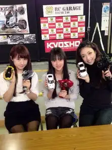 头文字d女神现身国内,岛国女司机颜美车技好