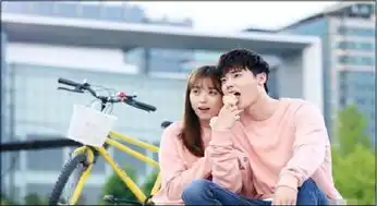 中国单身达2亿美伦美仓储家具超市助你脱单