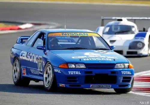 战神还是不胜将军中里毅日产skyliner32gtr头文字d车型详解第2期