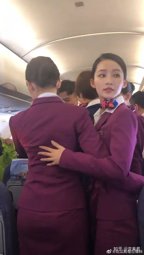 如何评价李沁的长相
