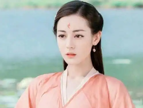 古装好看的几位女星迪丽热巴上榜,赵丽颖实至名归
