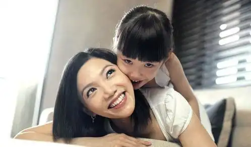 妈妈学会向孩子示弱,是一种智慧,会让孩子变得强大
