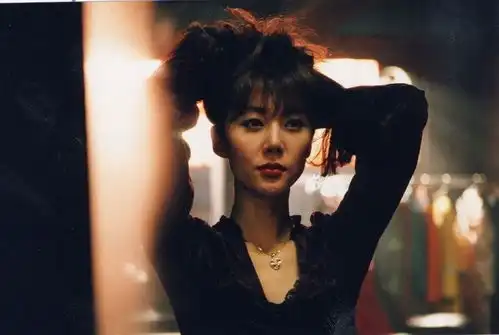 廉晶雅留长发再登颜值巅峰池珍熙是婚礼见证人与张东健有缘无分
