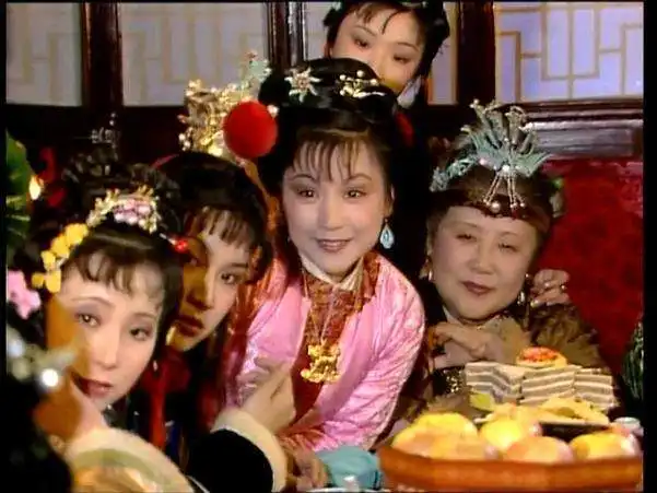 王扶林说,我没做到了,新版红楼梦做到了,还做得很好
