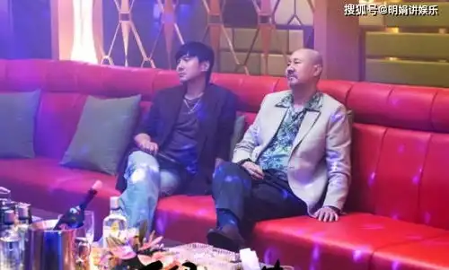 弃影后娶小18岁女友,头胎女儿仅6岁去世,大伙名字没取好