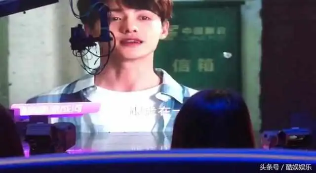 郑爽马天宇新剧吻戏甜蜜曝光,网友这狗粮真是让人猝不及防