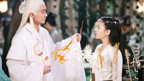 三生三世迪丽热巴从凤九到白凤九,爱就是放手
