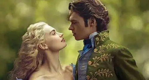 央棠他是你的白马王子,也是盖世英雄
