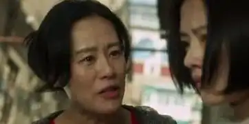 悲伤逆流成河原著中易遥比电影中的还惨,流产无人照顾还被暴打
