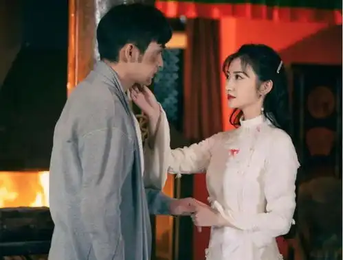 景甜首谈感情,疑与张继科分手心情低落,司藤带其走出低谷