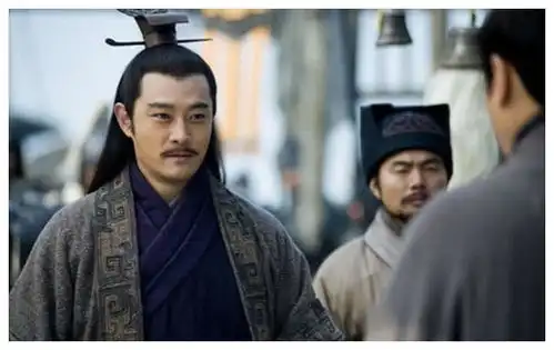 郭嘉被称为三国第一谋士,但如果没有此人,郭嘉将什么也不是
