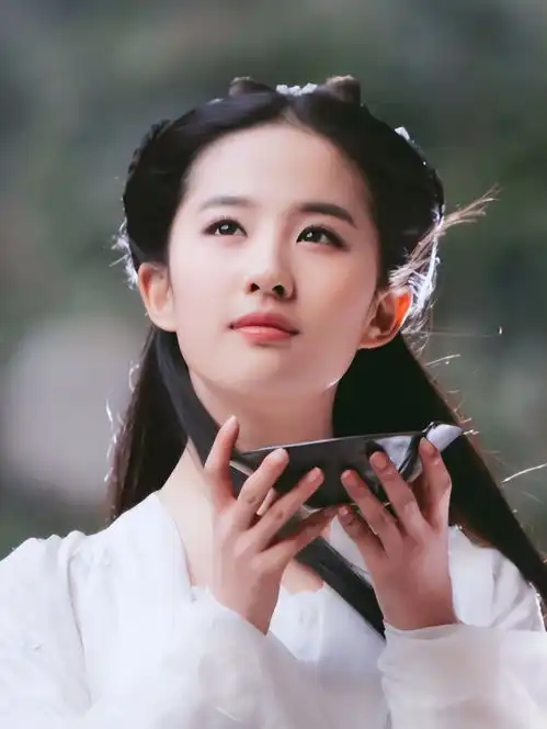 刘亦菲上学时没谈过恋爱学生照曝光后,网友这谁敢追呀
