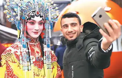 京剧艺术惊艳土耳其
