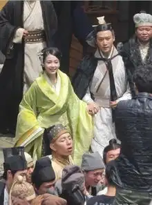 直击云中歌陆毅baby情意绵绵
