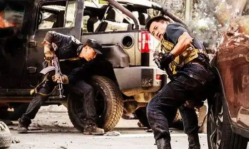 战狼2里面吴京有用替身拍戏吗
